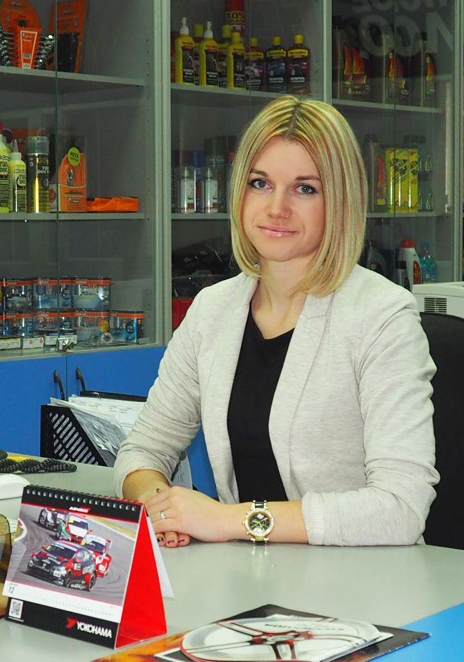 Людмила Морозова - менеджер интернет-магазина Шинторг